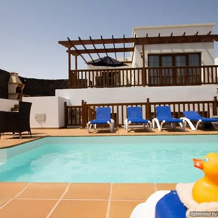 44 Sea Views, Pool,games,hot Tub, Office With Computer+ Wifi *