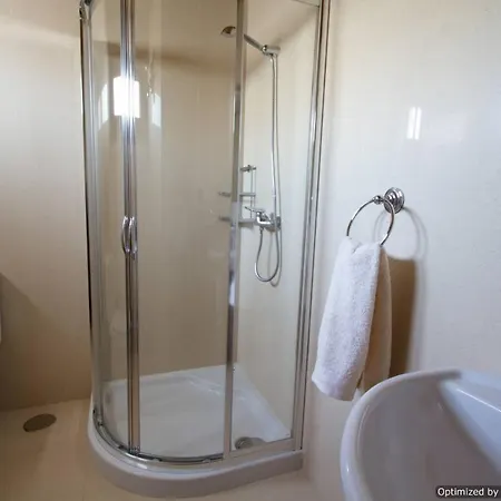 44 Sea Views, Pool,games,hot Tub, Office With Computer+ Wifi * Playa Blanca (Lanzarote)
