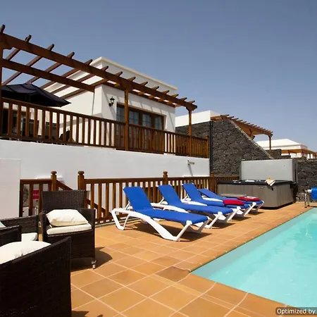 44 Sea Views, Pool,games,hot Tub, Office With Computer+ Wifi Vila *